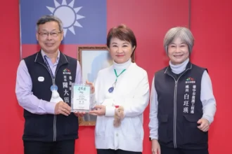 台中市橋梁維護再締「金路獎」六都第一佳績！　建設局於市政會議獻獎共享榮耀