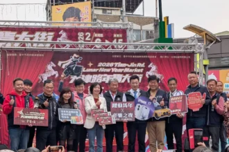 天津路年貨大街熱鬧開鑼　邀民眾買新衣、體驗中台灣服飾之都的永續魅力