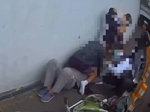 70歲老夫妻遭毆滿臉血　男大生見義勇為出手壓制暴力男