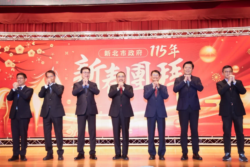 新春開工首日　侯友宜率市府團隊團拜