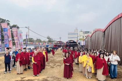 覺行寺「新春萬燈供佛祈福法會」圓滿   初六舉行動工儀式