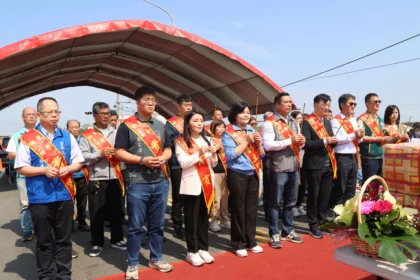 提升東勢聯外交通安全與順暢　康安路拓寬工程動土 116年1月底完工