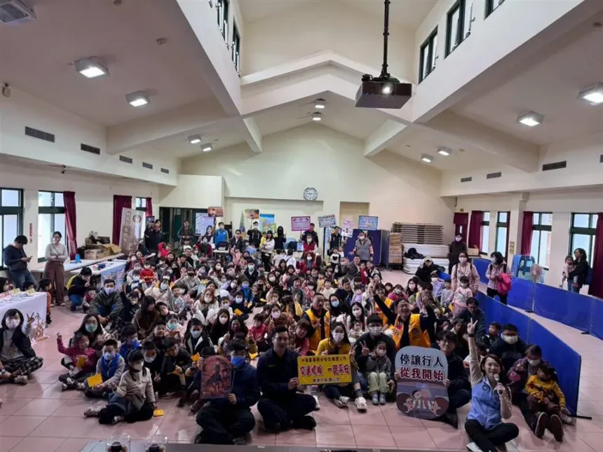 鹿港分局舉辦　小小警察體驗營