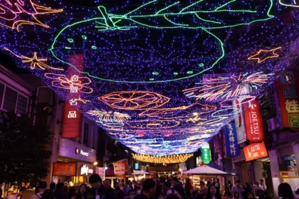 萬盞燈籠點亮太平老街　斗六燈海節熱鬧登場