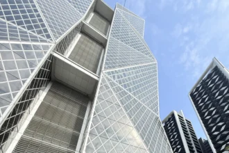 勞工局於中鋼總部　 舉辦大樓外牆清洗作業安全觀摩