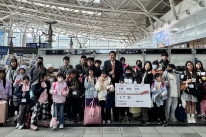 高鐵左營站暖心送愛　家扶兒童北遊展視野