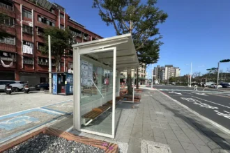 基隆公車處完成新建及汰換14處候車亭　新年迎新候車環境更用心