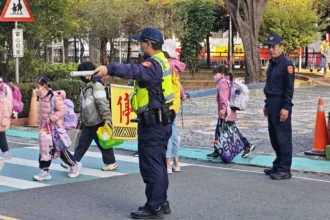 嘉市開學日啟動「護童專案」　警局全方位守護學童上學安全