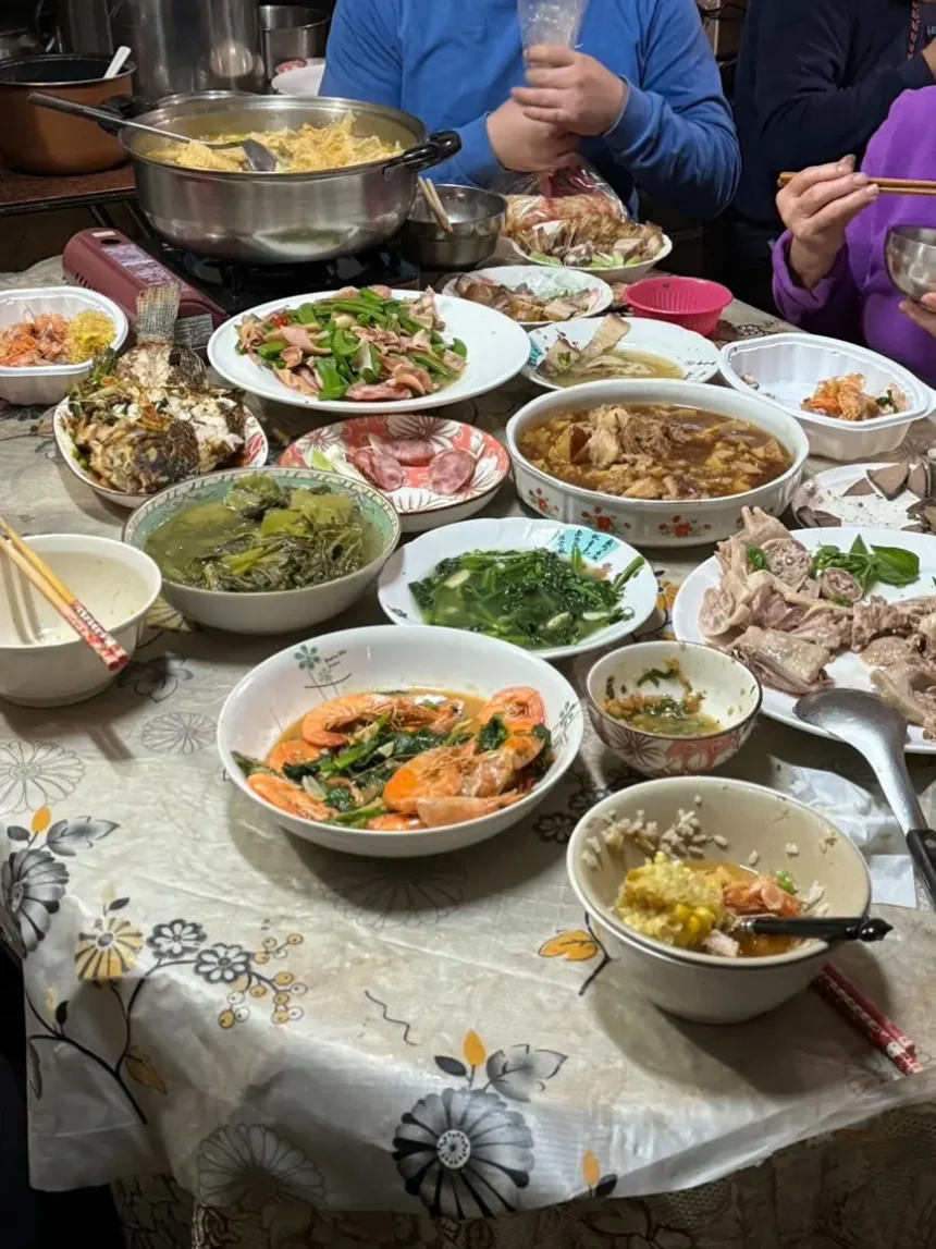 尾牙一路喝到過年！網友求「解酒攻略」　好市多保健品成話題焦點