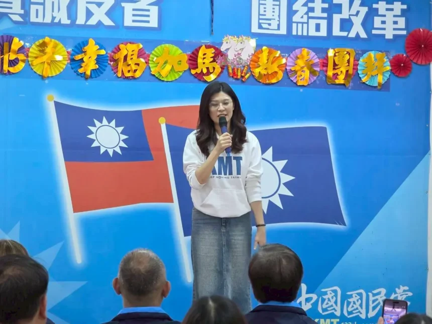 鄭麗文出席嘉義藍營團拜　強調合作迎戰年底選舉