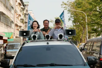 關鍵時刻金牌立委齊聚！吳思瑤、李昆澤南下護航　黃彥毓拚初選最後衝刺