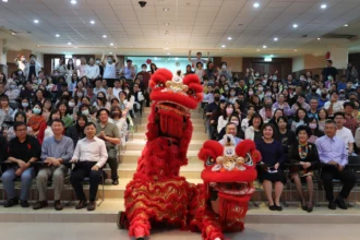 中華醫大舉辦新春團拜活動    發送開運紅包和錢母祈願校運昌隆一馬當先吉祥如意
