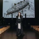 163braces 吳朵芸海盜美學 馬甲 麂皮裙 皮革長外套與蕾絲褲襪新造型