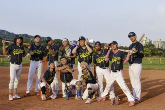 董事長樂團貝斯手鈞董當導演 邀藝人朋友相挺拍攝台語短影集