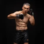 韓森宣佈全新格鬥聯盟誕生 明星慈善對打賽開戰