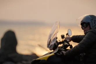 公視《極樂世界之好好出門》關注身障平權 七十歲也要追風！身障重機騎士李坊良熱血圓夢上路