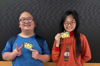 突破視覺界限！臺北啟明學校兩學生實訓3個月　勇奪烘焙丙級證照