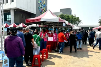 24家企業釋650職缺！新營聯合徵才吸引求職人潮 最高薪資上看65K