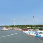 大安濱海樂園3月開放水域遊憩活動！　親海逐浪賞夕陽一次滿足