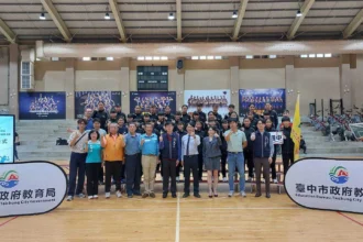 中市6隊出征全國排球甲級、女子壘球聯賽　教育局長授旗期許再創佳績