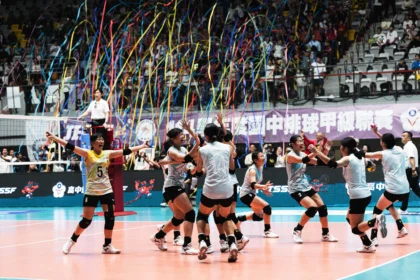 中市排球小將馬力十足　國中排球甲級聯賽 雙十女排封后、潭秀男排奪殿軍