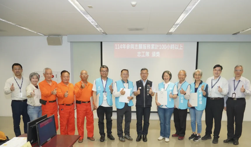 守護道路與公園的無名英雄！　中市建設局表揚86位破百時數志工 共創城市新樣貌