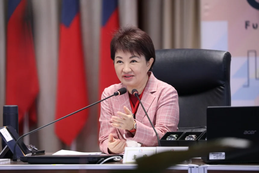 入營送迷彩電子錶、探視帶漢堡可樂　盧市長：役男服役是神聖責任 市府要做役男最強後盾