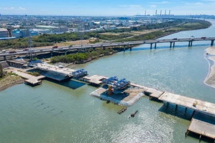 橫跨中彰「大肚和美橋」正式命名！　工程進度近9成 目標今年底完工通車