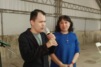 劉貞宜樂齡師生結合知名視障鋼琴家許哲誠 舉辦成果展