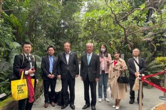 深化城市園藝交流　日本礪波市長率團參訪臺北玫瑰園