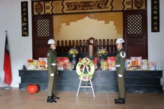 忠烈祠春祭國殤　張麗善縣長率各界代表悼念烈士表達敬意