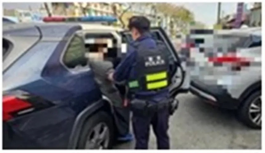 老翁身體不適呆坐店內　彰化警迅速協助送醫