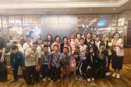 愛跨山海暖人間！台東揚名關懷協會高雄辦「愛之饗宴」　200人齊聚見證公益善循環