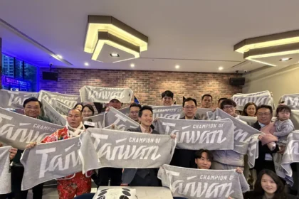 桃園陪看台日經典賽　何志偉盼全民力挺Team Taiwan