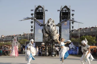 法國飛天白馬秀震撼登場　嘉義燈會再掀藝術高潮