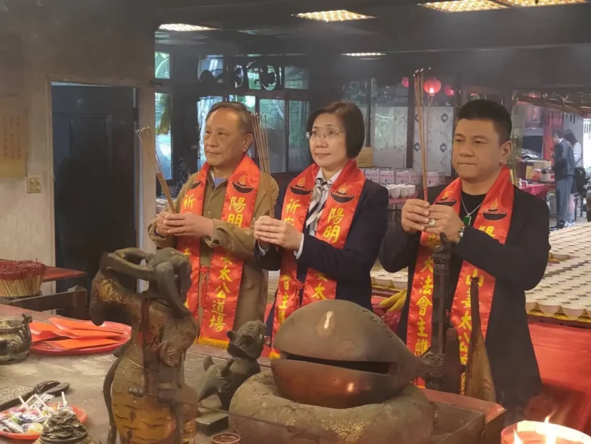 政壇瘋點「七星燈」？徐欣瑩初選過關　陽明山祈福祕辛曝光