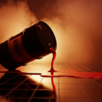 受油價飆升與地緣風險拖累 日股重挫13%回吐高市勝選漲幅