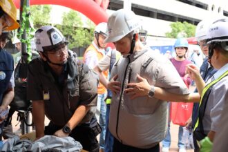 工人作家林立青讚有感施政　新北市風扇衣補助2.0來了　今年加碼至300萬　預估150家、800名工作者受惠