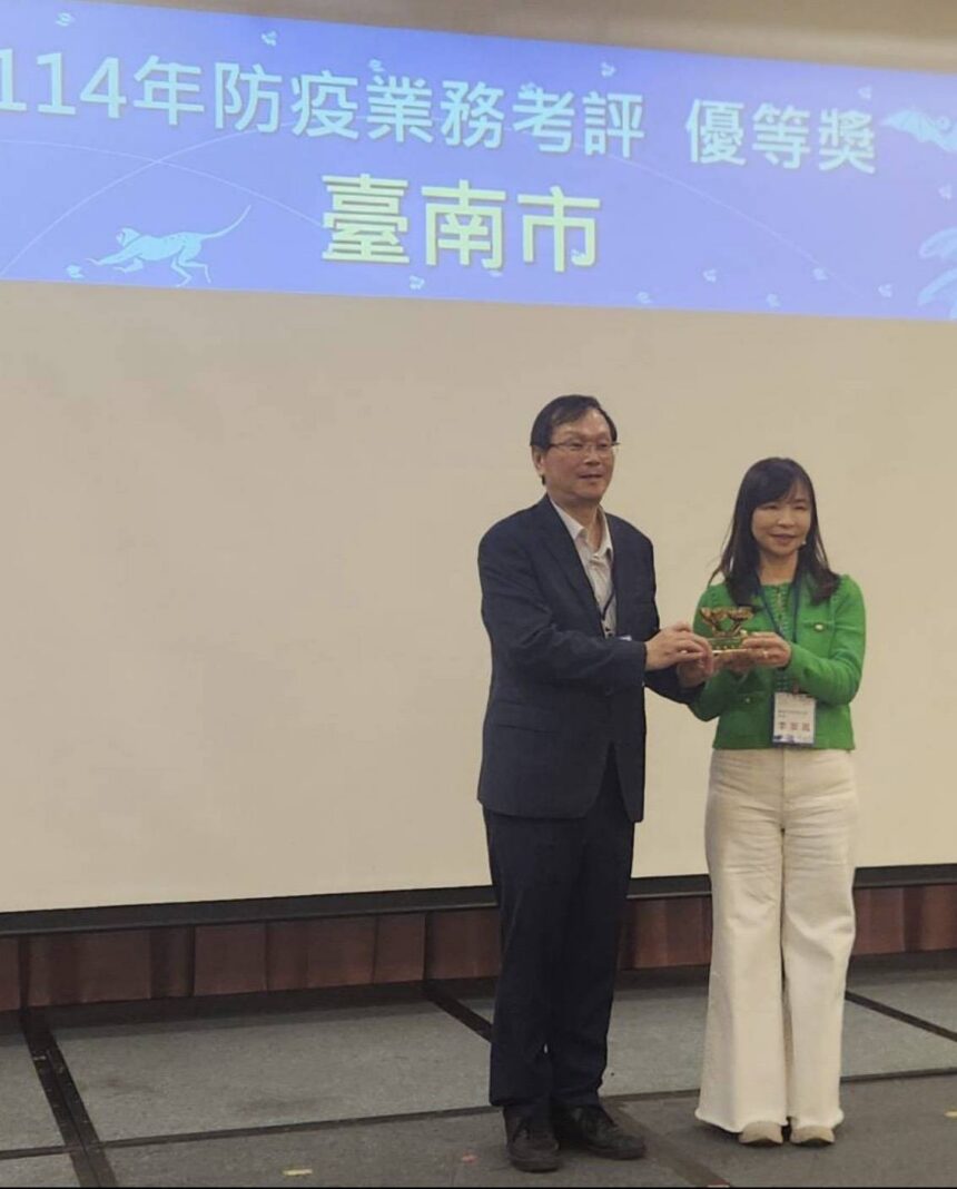 南市衛局勇奪六都第一  防疫總成績滿分，疫苗接種連續三年三冠王，表現卓越