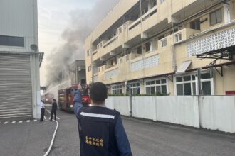 西屯區工業區三路工廠火警　中市府：火勢已撲滅、空氣品質回復正常