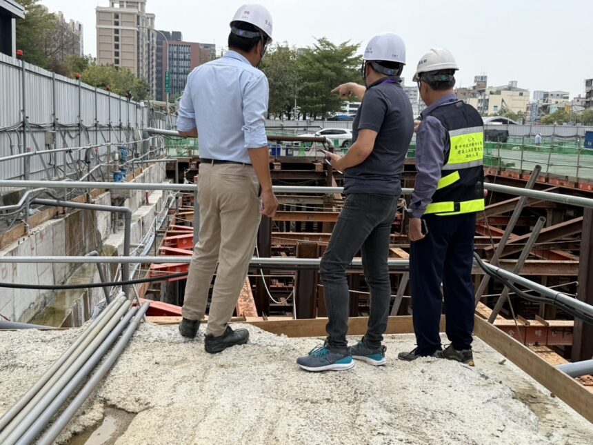 建工地違法排水致綠川水質變色　中市府跨局處稽查取締