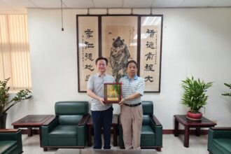 田中分局歡送第四組巡官田茂明危勞降齡自願退休