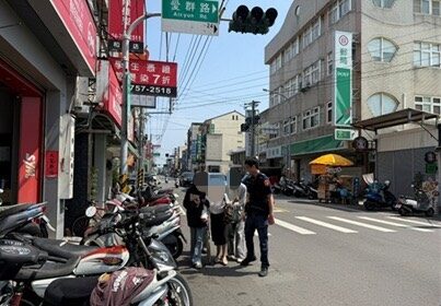 阿嬤要去銀行開會　警一眼識破失智謎蹤