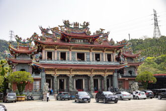 投縣府與國姓公所合作綠美化楞嚴宮周邊　打造新亮點