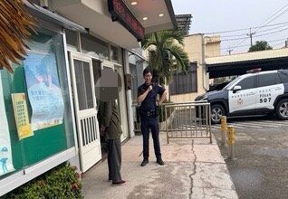 老梗再現！老翁險遭假檢警捲走積蓄　和美員警及時攔阻保住老本