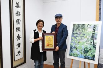 世界第一！粘信敏三度勇奪《International Artist》大獎　二度摘金再創紀錄