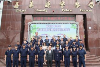 嘉義縣警力再升級　翁縣長校閱各式全新警用車輛