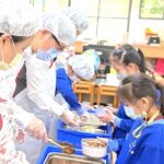 侯友宜宣布新北公私立國中小免費營養午餐　今年8/31上路　年投入48.4億經費