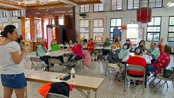 蘭陽仁愛之家C據點長者上課　專業老師分享透過日常習慣與飲食守護腦部健康