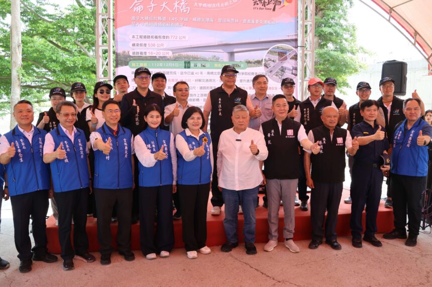 大甲媽祖鑾駕走過新崙子大橋　張麗善縣長掌轎恭送前往奉天宮